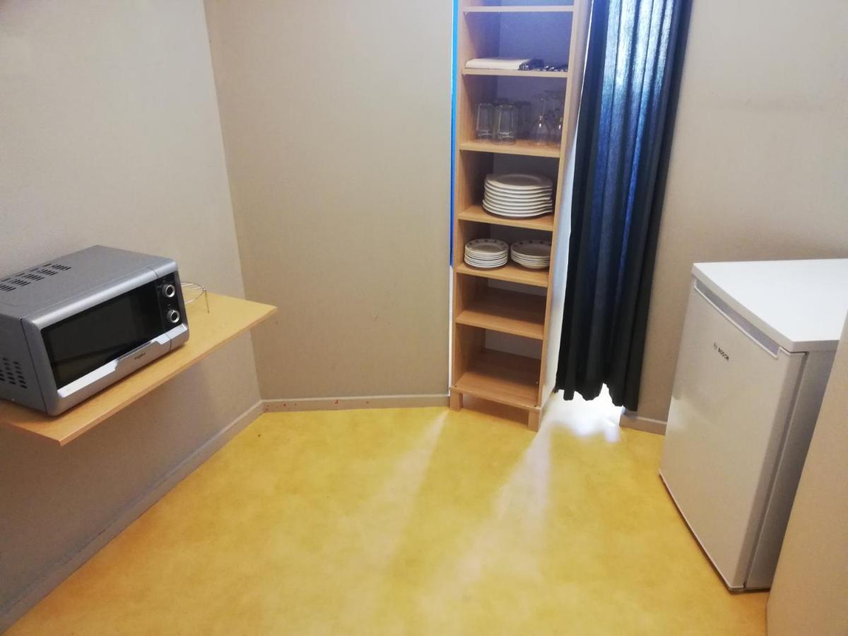 Logies Het Maantje Hotel De Panne Buitenkant foto