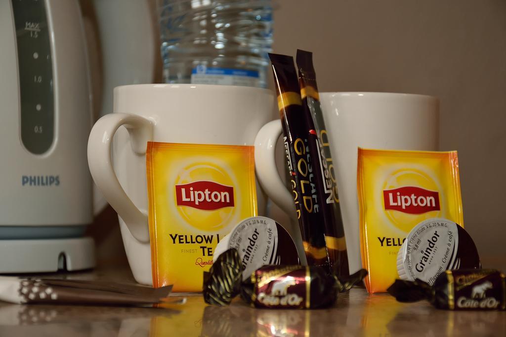 Logies Het Maantje Hotel De Panne Kamer foto